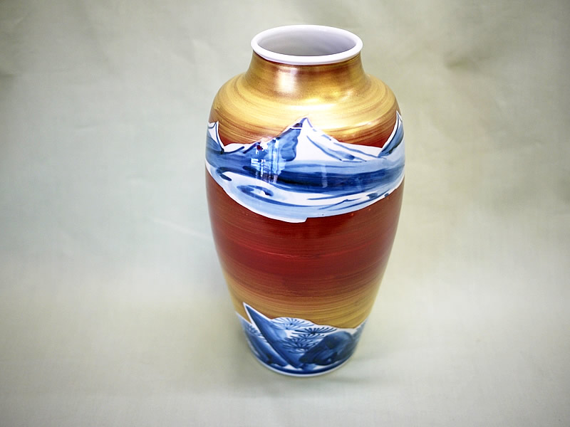 金彩山岳花瓶